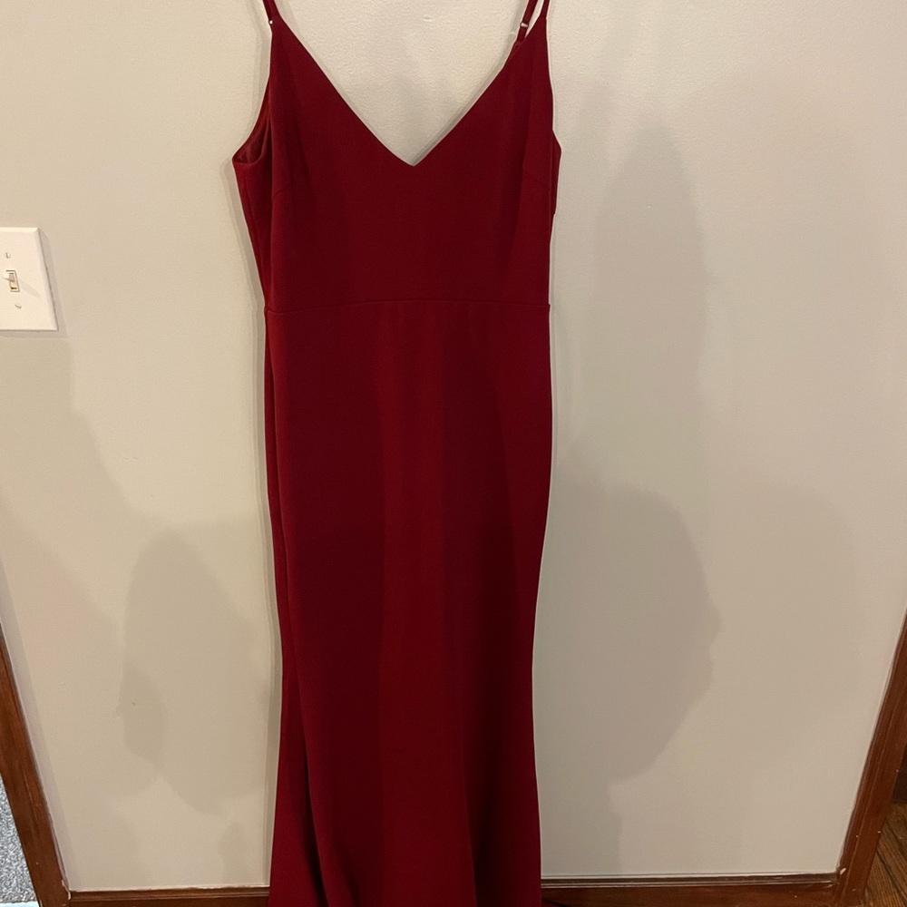 Lulus maroon maxi
